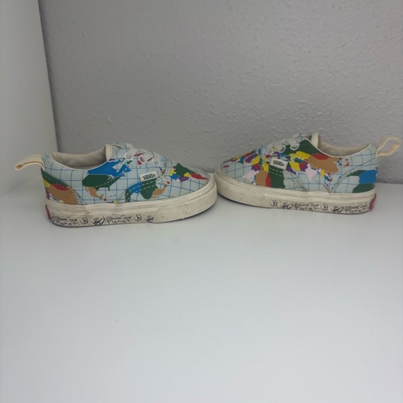VANS Toddler Sneaker Save Our Planet Globe World Design Size 5 Toddler Unisex - Picture 2 of 8